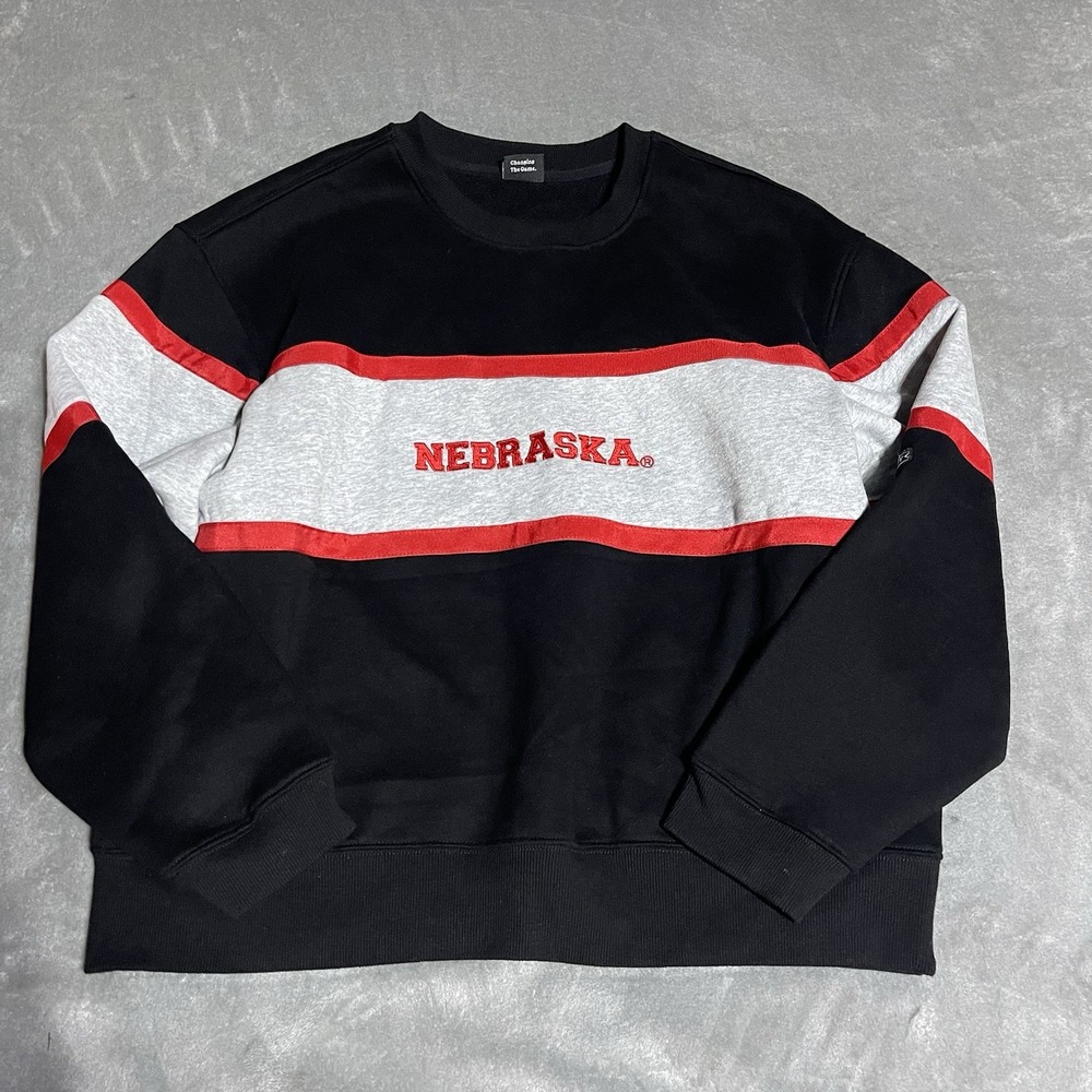 Hype and Vice Nebraska Sweatshirt Womens Large Black‎ Red Gray Crewneck Cozy